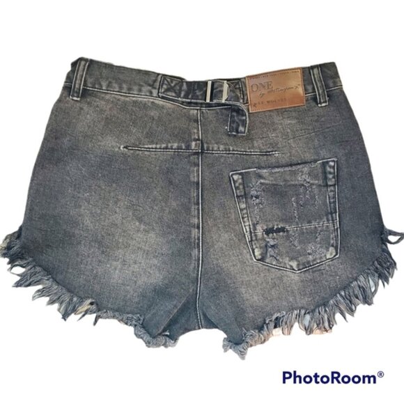 One Teaspoon Le Wolves Black Wash Distressed Jean Short Size 24 - Picture 2 of 7